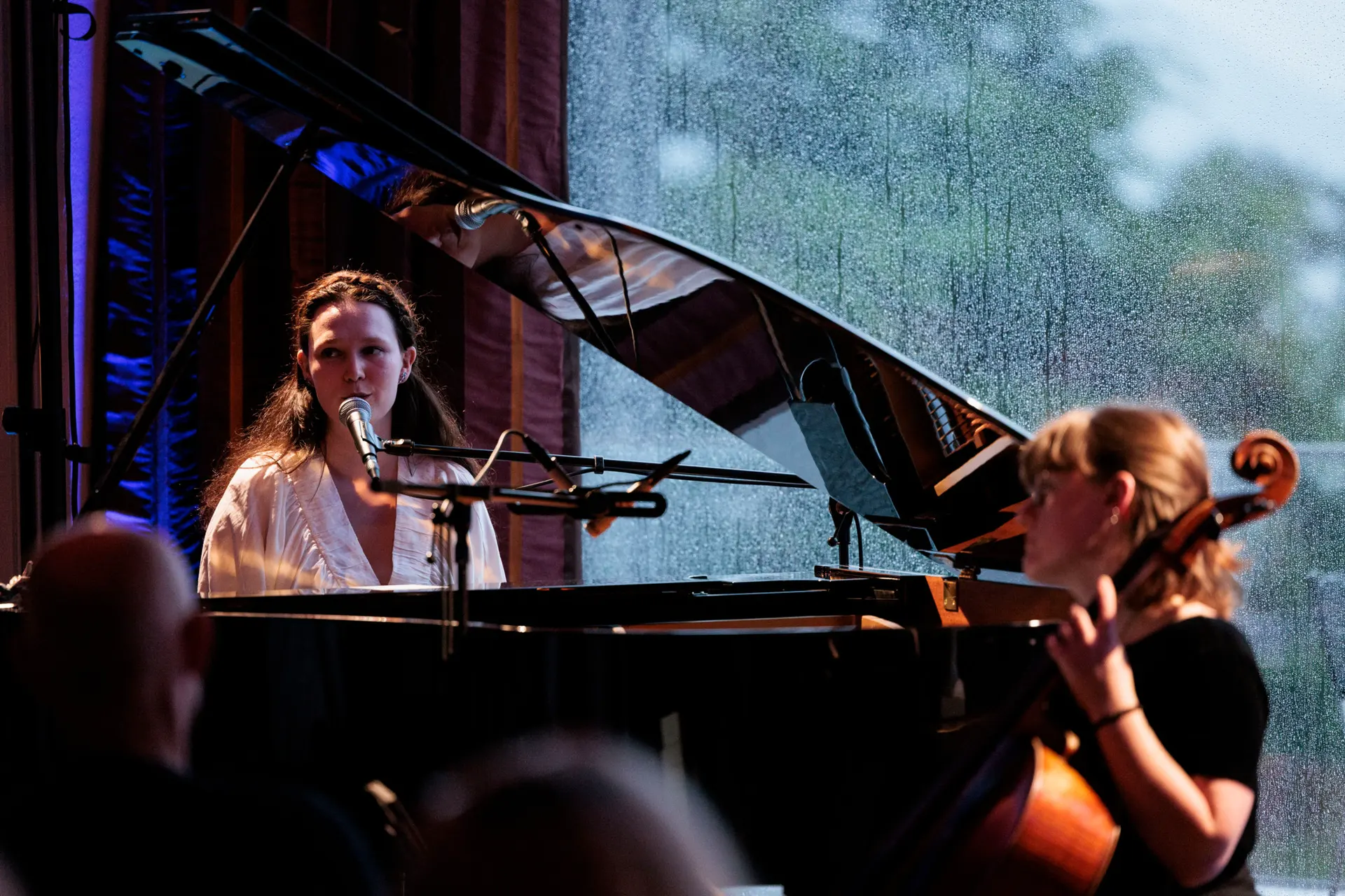 Zoë Më abseits der ESC-Glitzerwelt